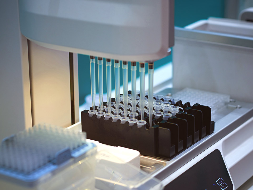 Sedes de una empresa química conectadas y protegidas por Open Systems