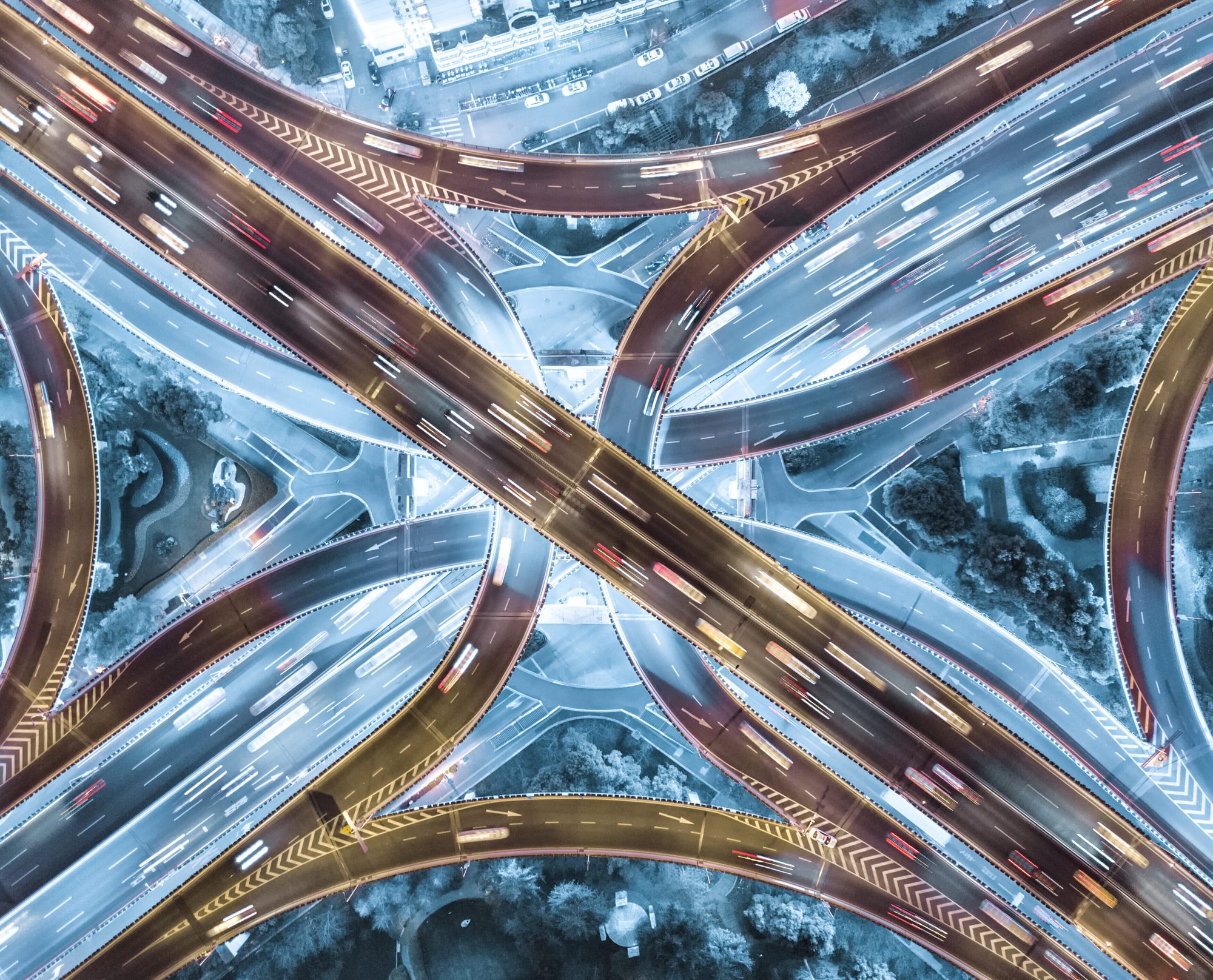 Le contrôle de bande passante priorise le trafic critique pour l'entreprise